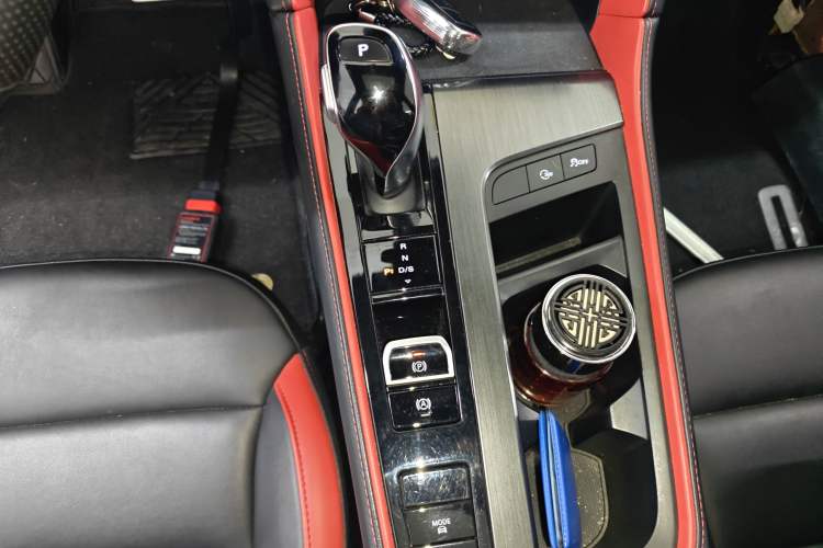 Used MG 6 2020 1.5T Automatic Trophy Flagship Edition Gear Lever