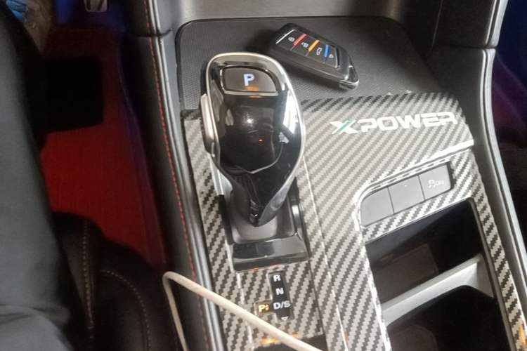 Used MG 6 2020 1.5T Automatic Trendsetting Luxury Edition Gear Lever