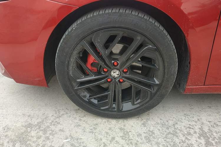 Used MG 6 2020 1.5T Automatic Trophy Smart Drive Flagship Edition Left Front Wheel Hub