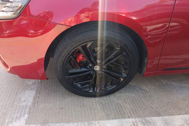 Used MG 6 2020 1.5T Automatic Trophy Luxury Edition Left Front Wheel Hub