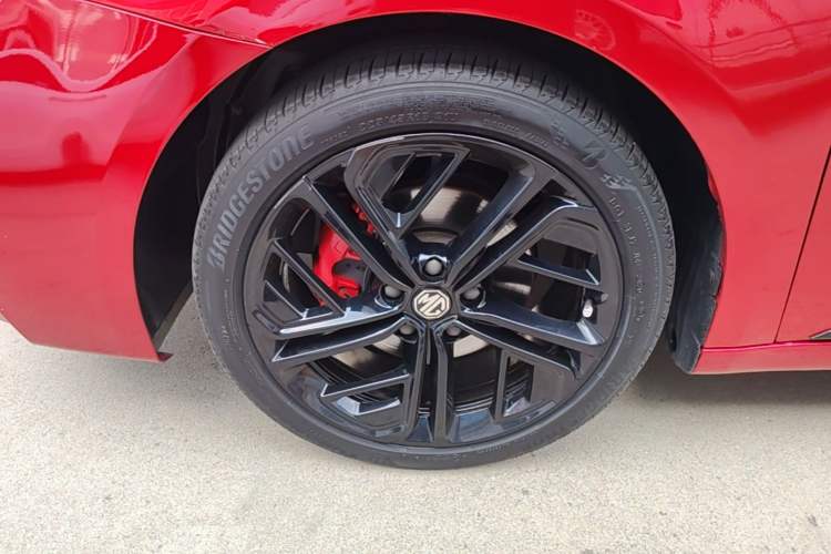 Used MG 6 2020 1.5T Automatic Trophy Flagship Edition Left Front Wheel Hub