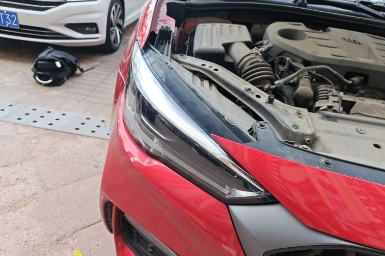 Used MG 6 2020 1.5T Automatic Trophy Luxury Edition Right Front Headlight