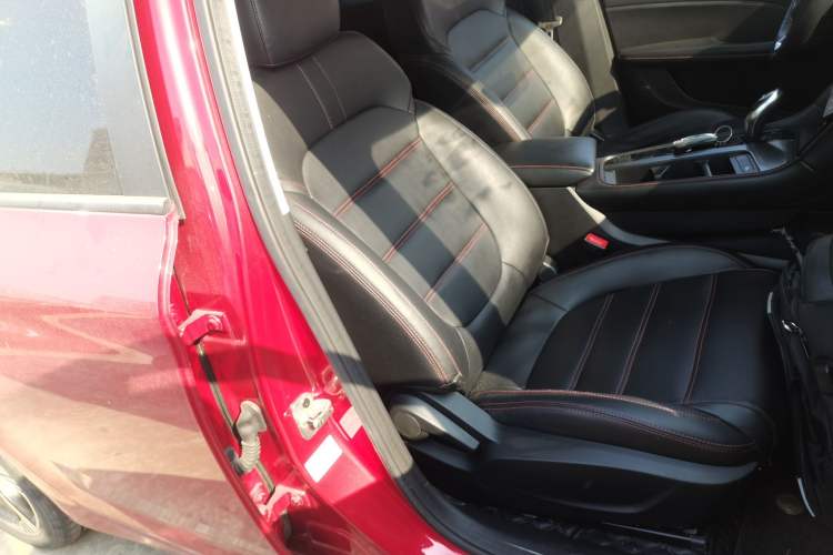 Used MG 6 2020 1.5T Automatic Lingchao Fashion Edition Right Front Seat