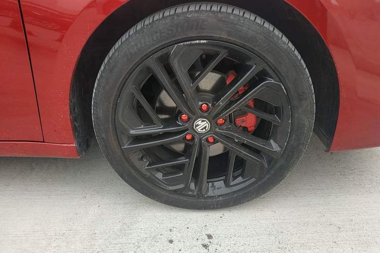 Used MG 6 2020 1.5T Automatic Trophy Smart Drive Flagship Edition Right Front Wheel Hub