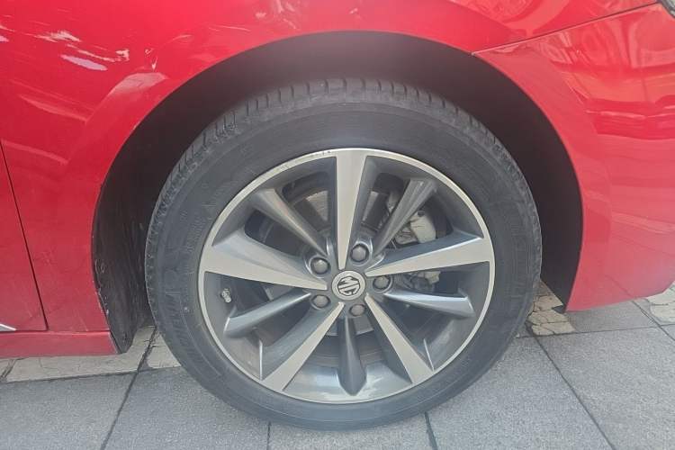 Used MG 6 2020 1.5T Automatic Trendsetting Luxury Edition Right Front Wheel Hub