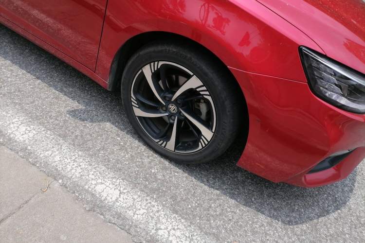Used MG 6 2020 1.5T Automatic Lingchao Fashion Edition Right Front Wheel Hub