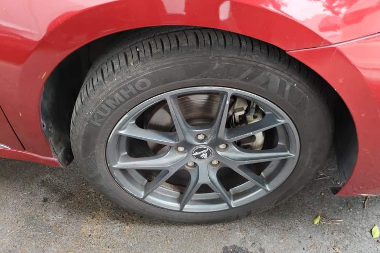 Used MG 6 2020 1.5T Automatic Trendsetting Luxury Edition Right Front Wheel Hub