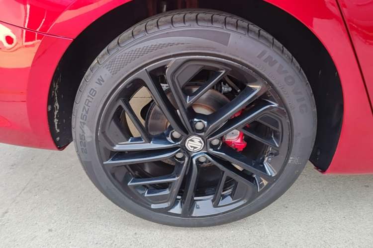 Used MG 6 2020 1.5T Automatic Trophy Smart Drive Flagship Edition Right Rear Wheel Hub