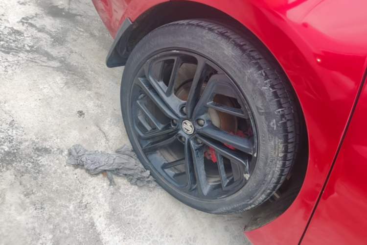 Used MG 6 2020 1.5T Automatic Trophy Smart Drive Flagship Edition Right Rear Wheel Hub