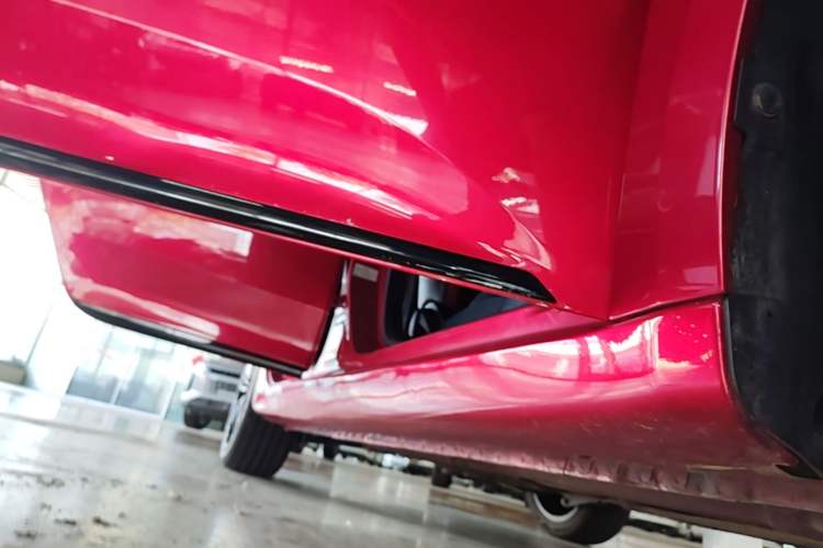 Used MG 6 2020 1.5T Automatic Trophy Smart Drive Flagship Edition Right Side Sill