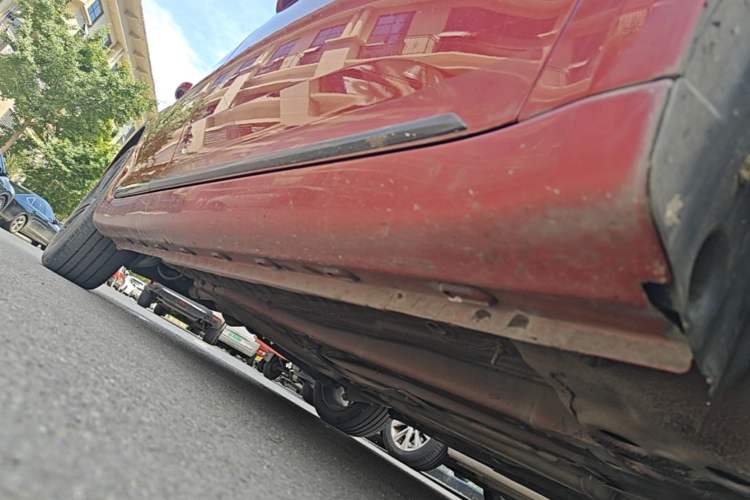 Used MG 6 2020 1.5T Automatic Trophy Luxury Edition Right Side Sill
