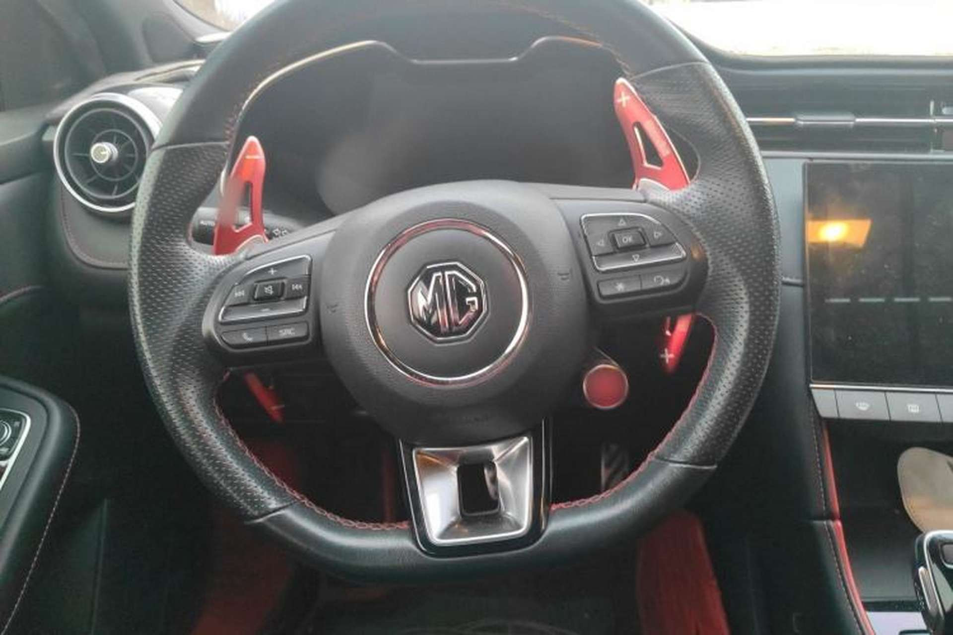 Used MG 6 2020 1.5T Automatic Trophy Luxury Edition Steering Wheel