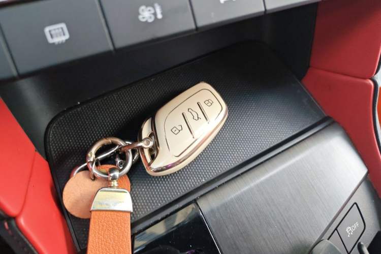 Used MG 6 2020 1.5T Automatic Trophy Luxury Edition Vehicle Key