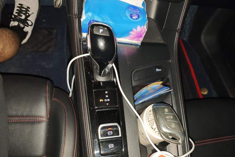 Used MG 6 2020 1.5T Automatic Trendsetting Luxury Edition Gear Lever