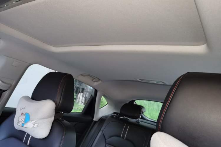 Used MG 6 2020 1.5T Automatic Trendsetting Luxury Edition Headliner