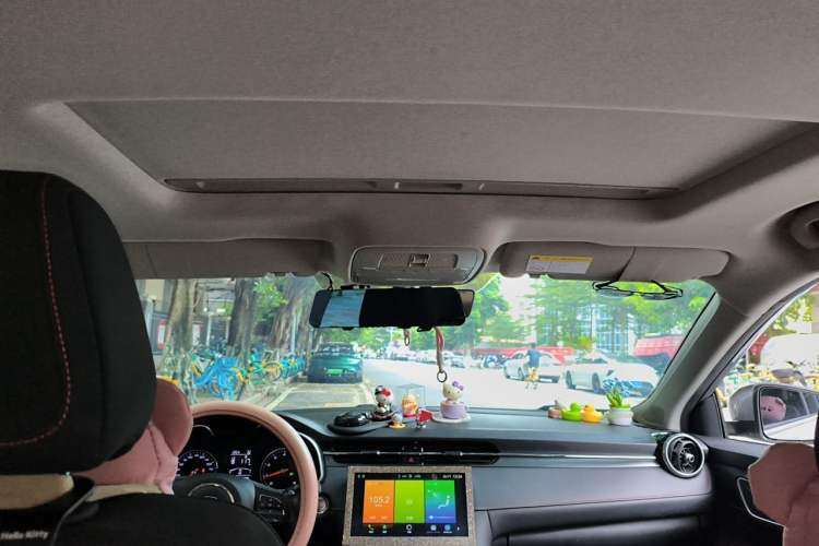 Used MG 6 2020 1.5T Automatic Lingchao Fashion Edition Headliner