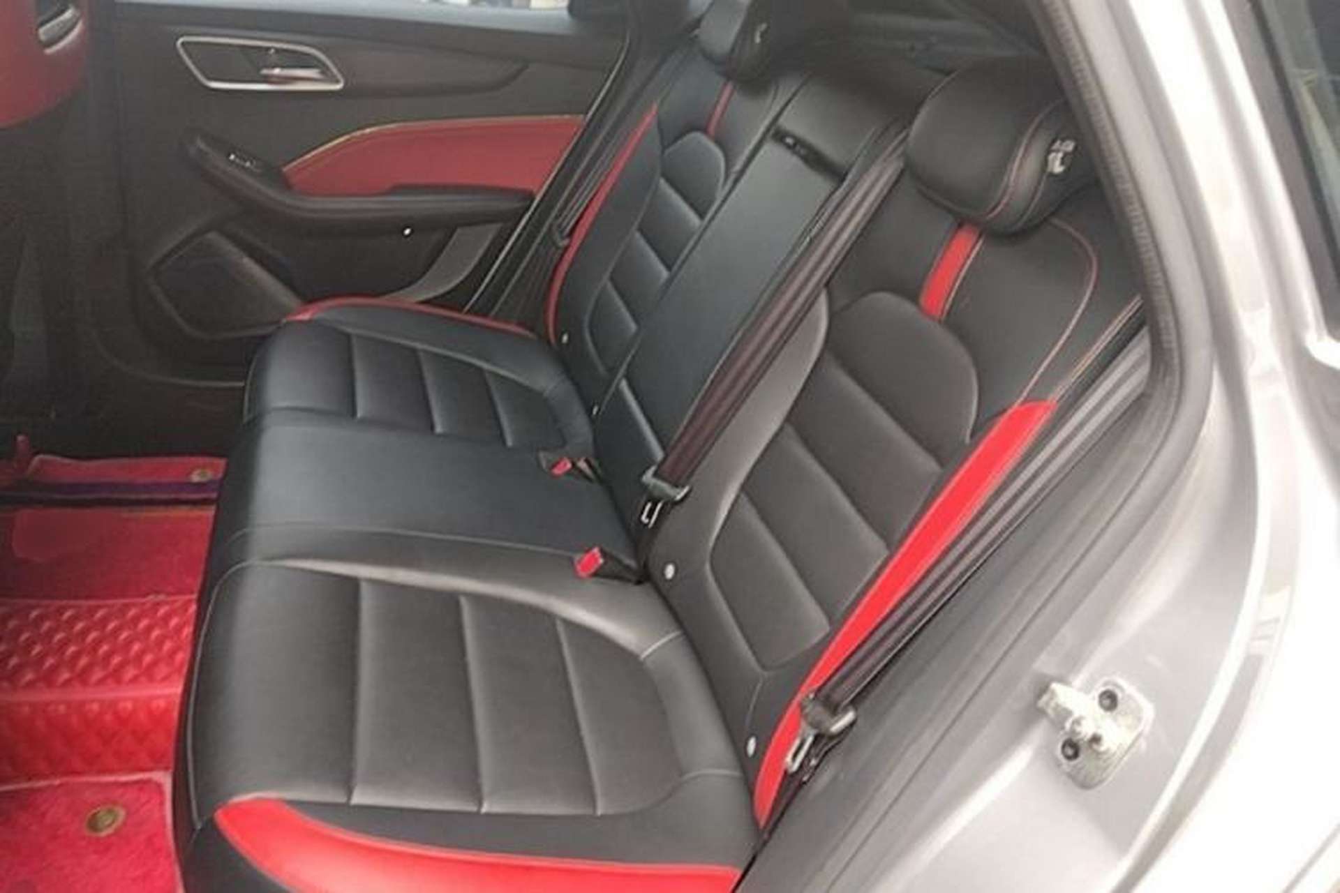 Used MG 6 2020 1.5T Automatic Trophy Luxury Edition Left Rear Seat