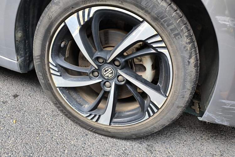 Used MG 6 2020 1.5T Automatic Lingchao Fashion Edition Right Front Wheel Hub