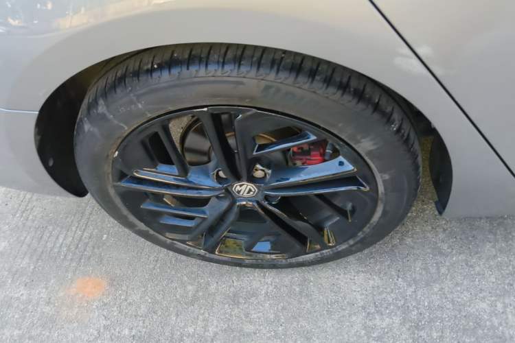 Used MG 6 2020 1.5T Automatic Trophy Flagship Edition Right Rear Wheel Hub
