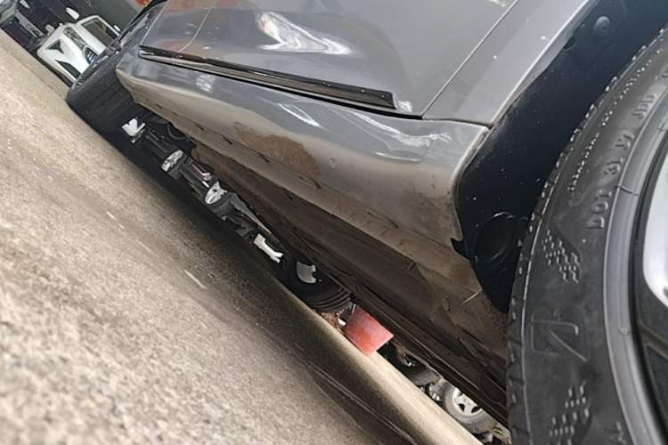 Used MG 6 2020 1.5T Automatic Trophy Luxury Edition Right Side Sill
