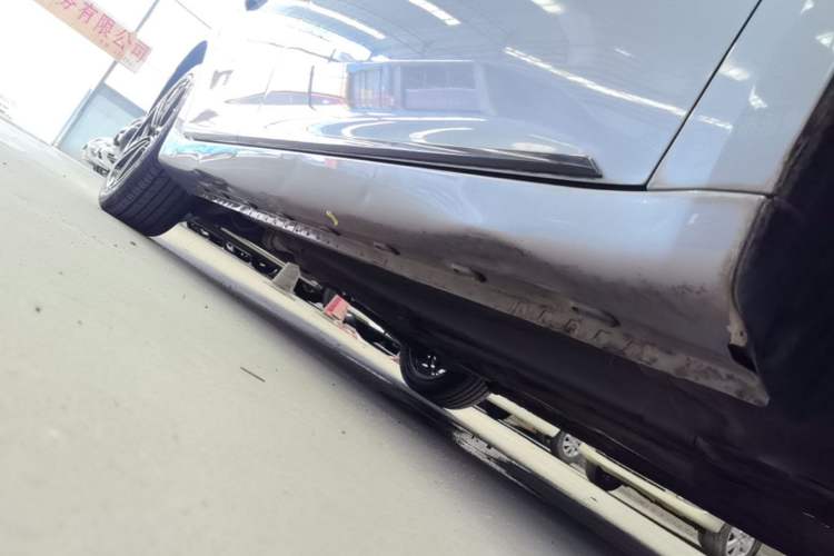 Used MG 6 2020 1.5T Automatic Trophy Luxury Edition Right Side Sill