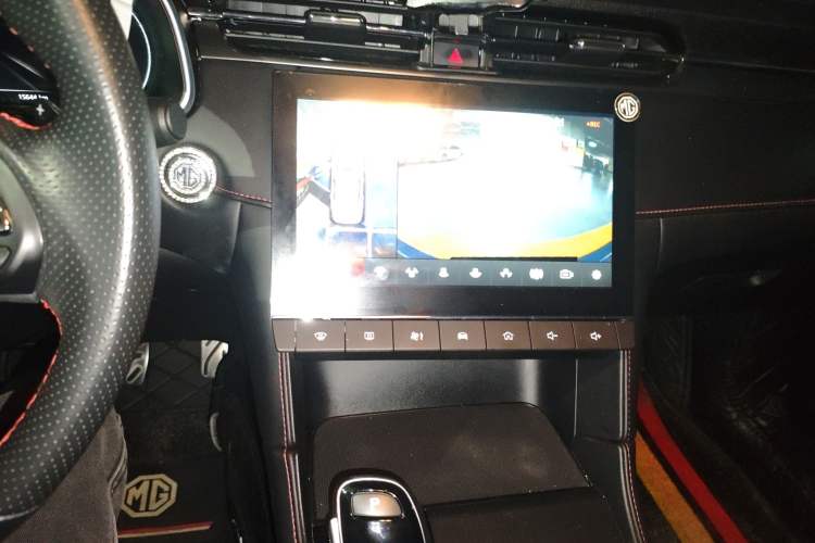 Used MG 6 2020 1.5T Automatic Trendsetting Luxury Edition Audio And AC Panel