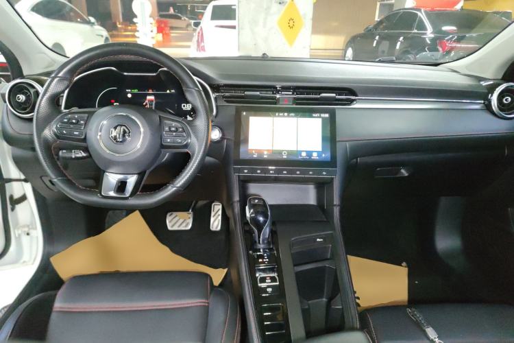 Used MG 6 2020 1.5T Automatic Trendsetting Luxury Edition Center Console