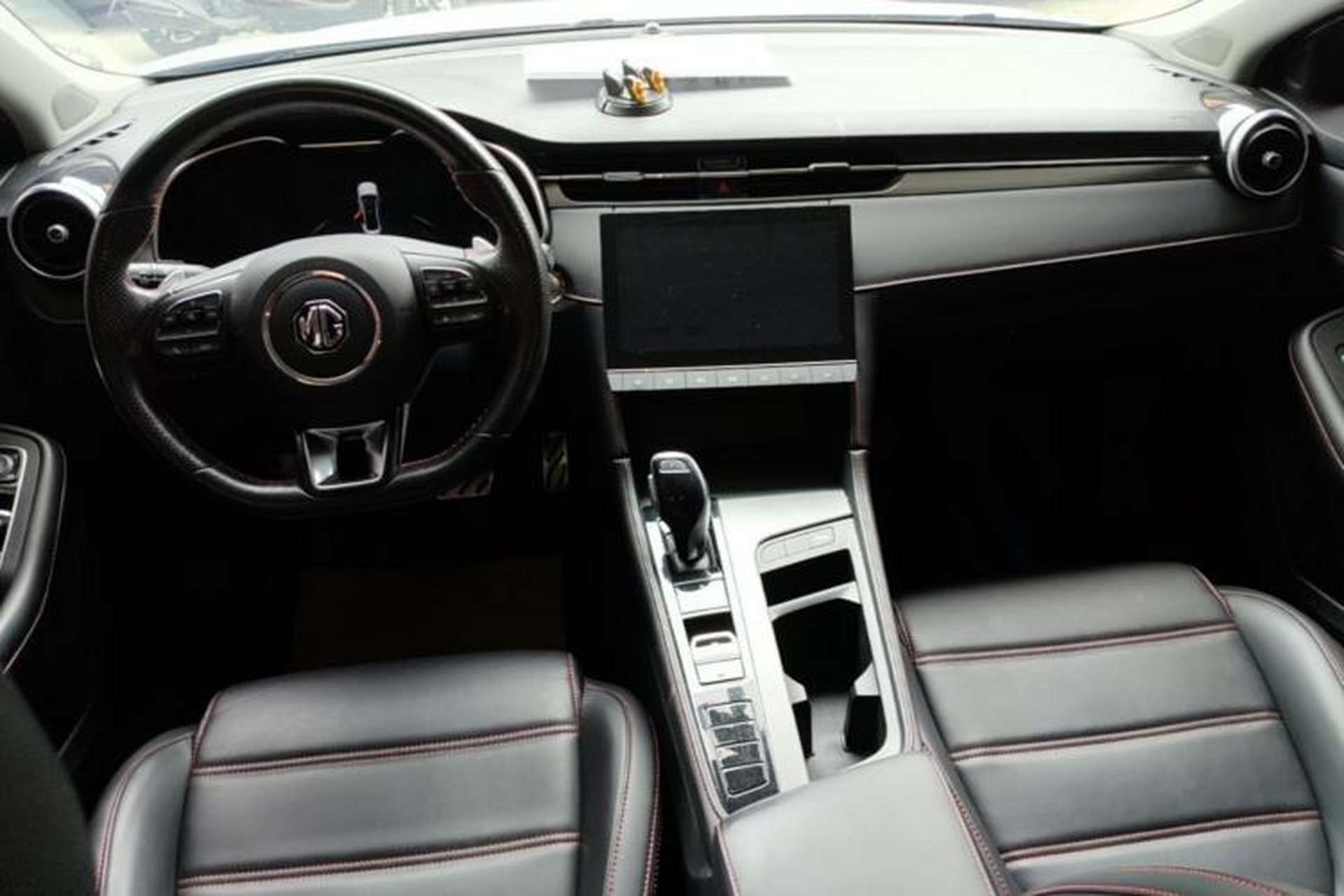 Used MG 6 2020 1.5T Automatic Trendsetting Luxury Edition Center Console