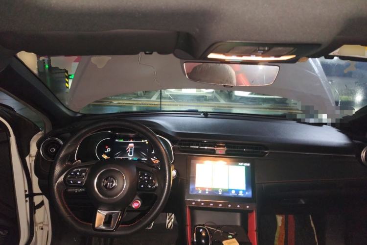 Used MG 6 2020 1.5T Automatic Trophy Luxury Edition Center Console