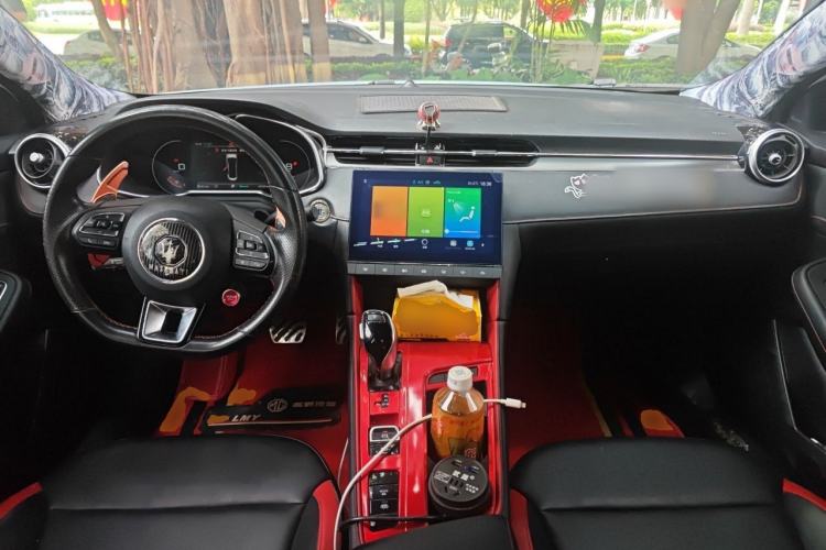Used MG 6 2020 1.5T Automatic Trophy Luxury Edition Center Console
