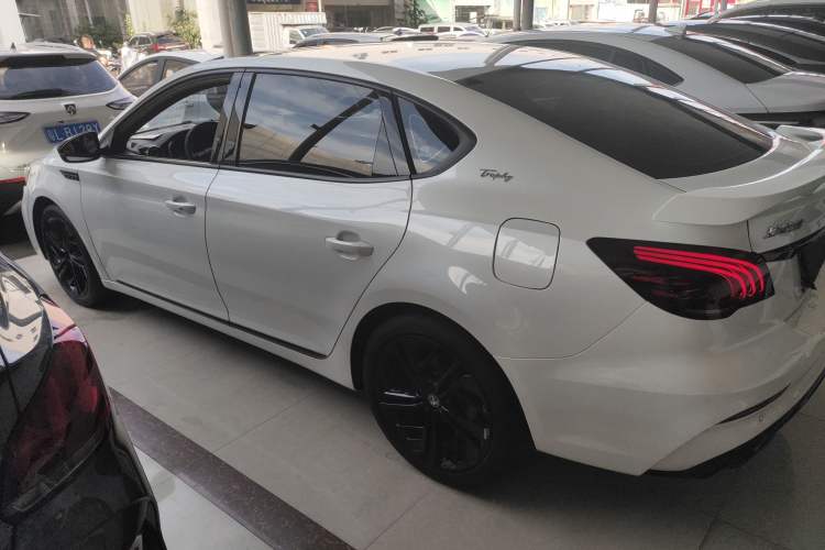 Used MG 6 2020 1.5T Automatic Trophy Luxury Edition Exterior 3