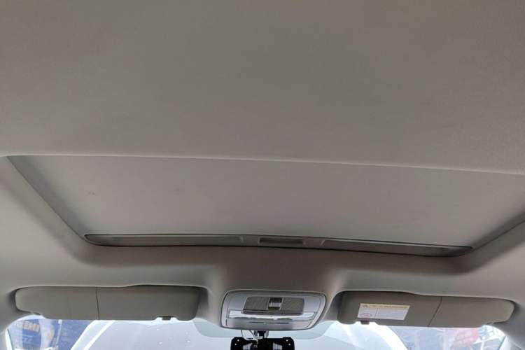 Used MG 6 2020 1.5T Automatic Lingchao Fashion Edition Headliner
