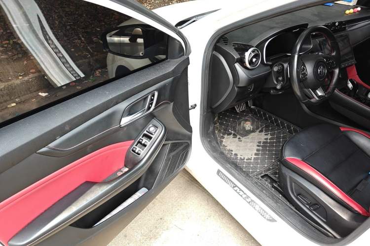 Used MG 6 2020 1.5T Automatic Trophy Luxury Edition Interior 3