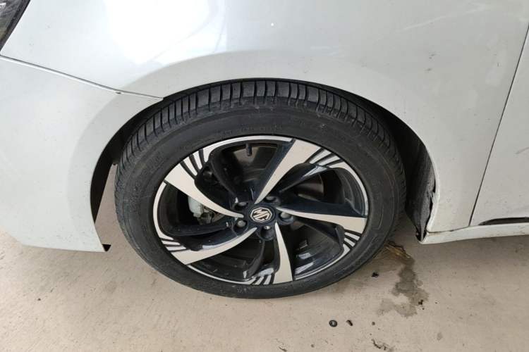 Used MG 6 2020 1.5T Automatic Lingchao Fashion Edition Left Front Wheel Hub