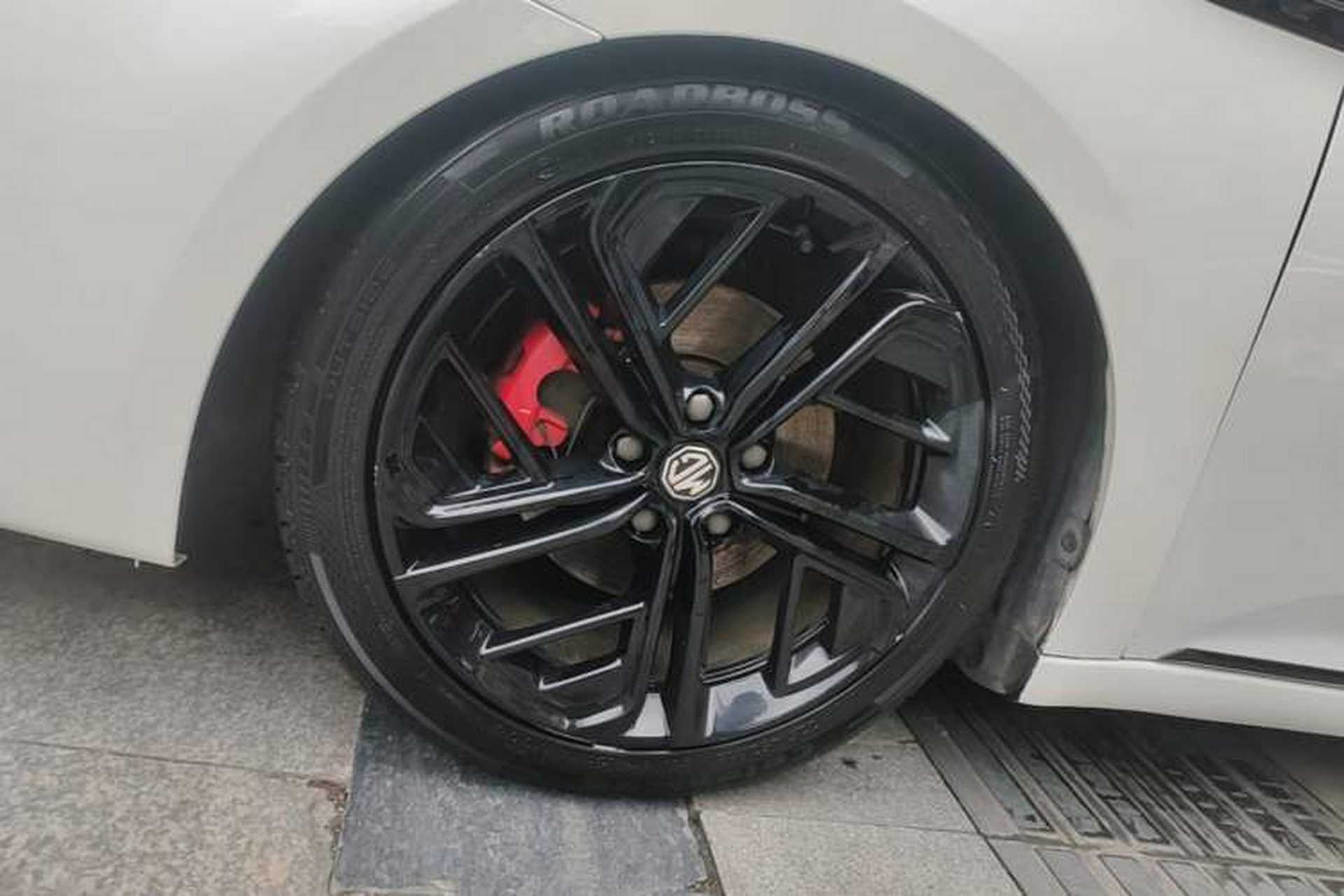 Used MG 6 2020 1.5T Automatic Trophy Luxury Edition Left Front Wheel Hub