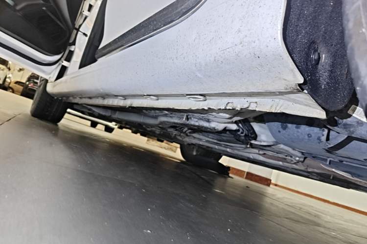 Used MG 6 2020 1.5T Automatic Trophy Flagship Edition Left Side Sill