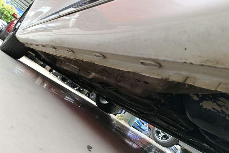 Used MG 6 2020 1.5T Automatic Trendsetting Luxury Edition Left Side Sill