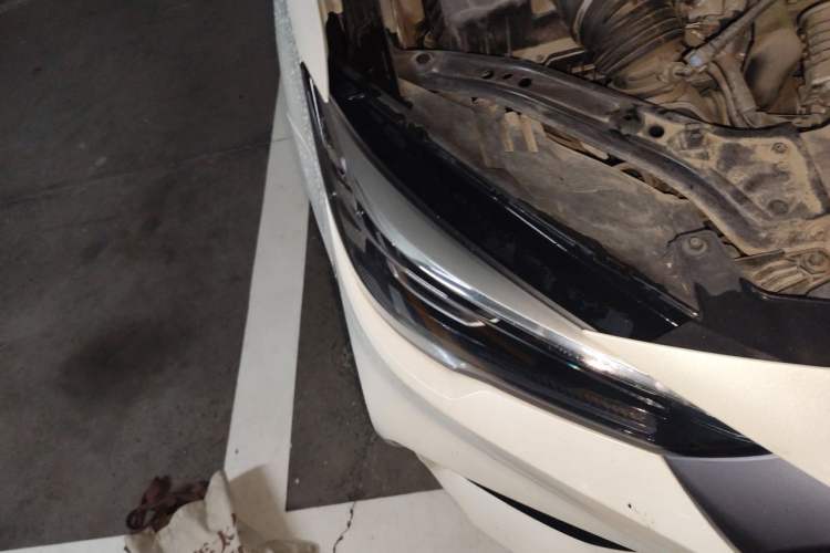 Used MG 6 2020 1.5T Automatic Trophy Luxury Edition Right Front Headlight