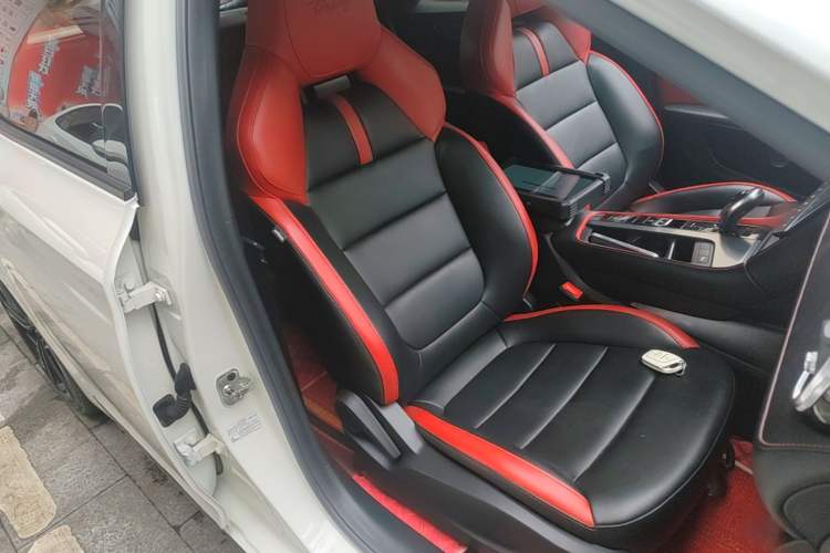 Used MG 6 2020 1.5T Automatic Trophy Luxury Edition Right Front Seat