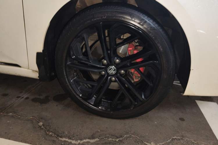 Used MG 6 2020 1.5T Automatic Trophy Luxury Edition Right Front Wheel Hub