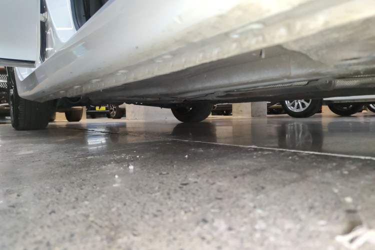 Used MG 6 2020 1.5T Automatic Trendsetting Luxury Edition Right Side Sill