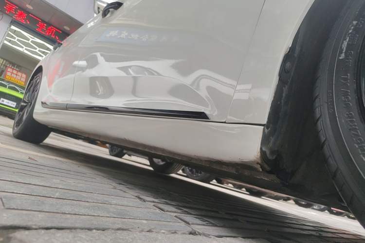 Used MG 6 2020 1.5T Automatic Trophy Luxury Edition Right Side Sill