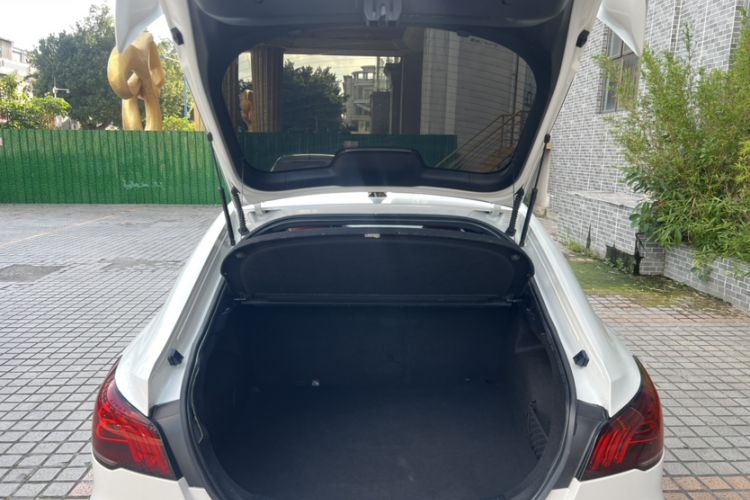 Used MG 6 2020 1.5T Automatic Trophy Flagship Edition Trunk