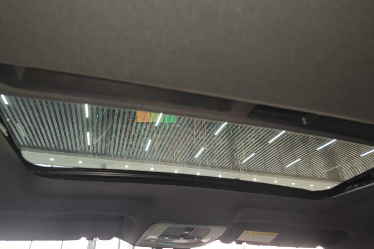 Used MG 6 2021 Pro 1.5T Automatic Trophy Luxury Edition Headliner