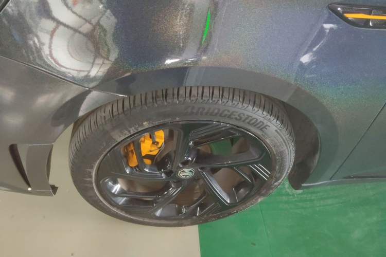 Used MG 6 2021 Pro 1.5T Automatic Trophy Flagship Edition Left Front Wheel Hub