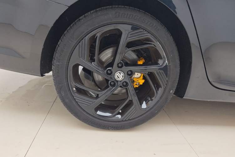 Used MG 6 2021 Pro 1.5T Automatic Trophy Flagship Edition Right Rear Wheel Hub