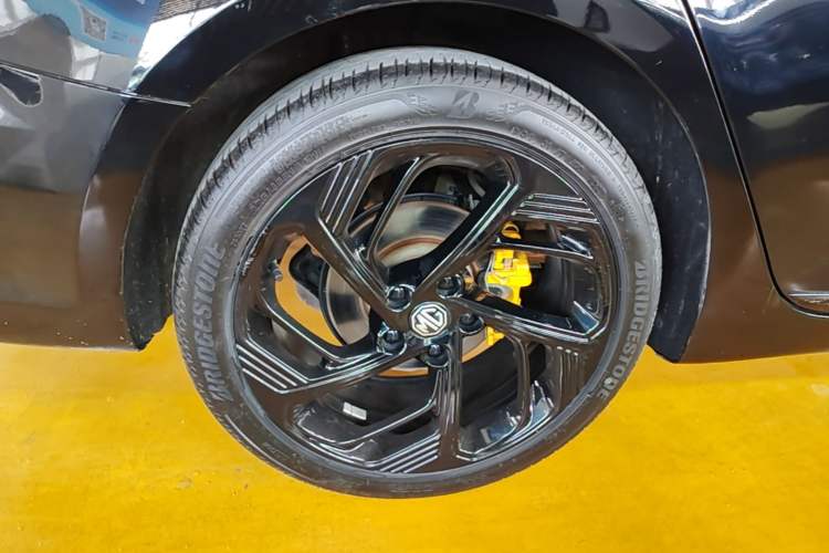 Used MG 6 2021 Pro 1.5T Automatic Trophy Flagship Edition Right Rear Wheel Hub