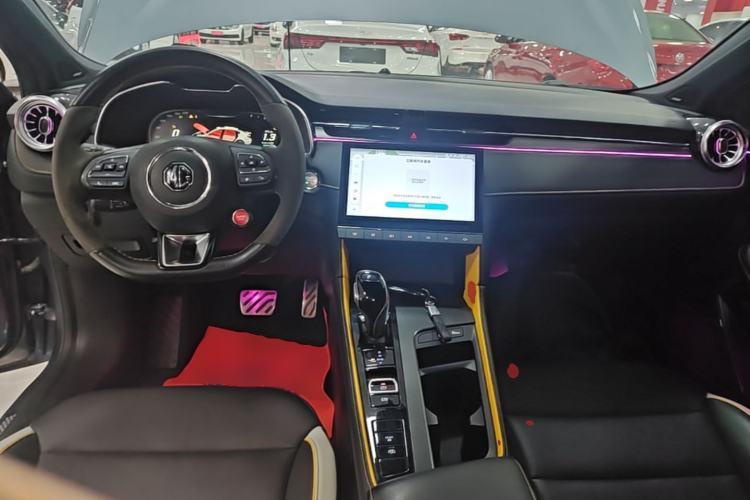 Used MG 6 2021 Pro 1.5T Automatic Trophy Flagship Edition Center Console