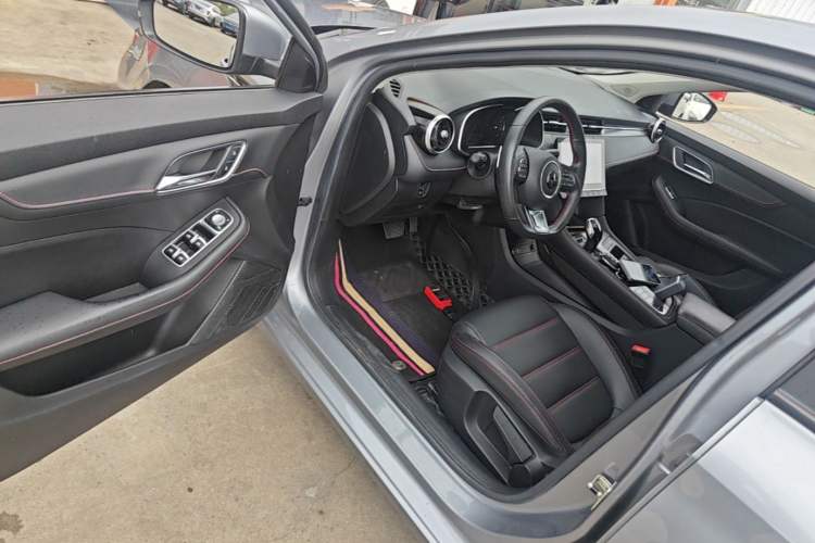 Used MG 6 2021 1.5T Automatic Lingchao Edition Driver Seat