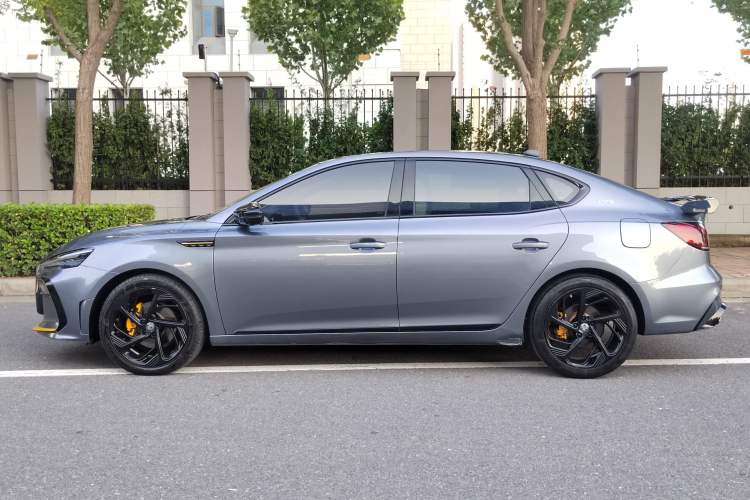 Used MG 6 2021 Pro 1.5T Automatic Trophy Flagship Edition Exterior 3